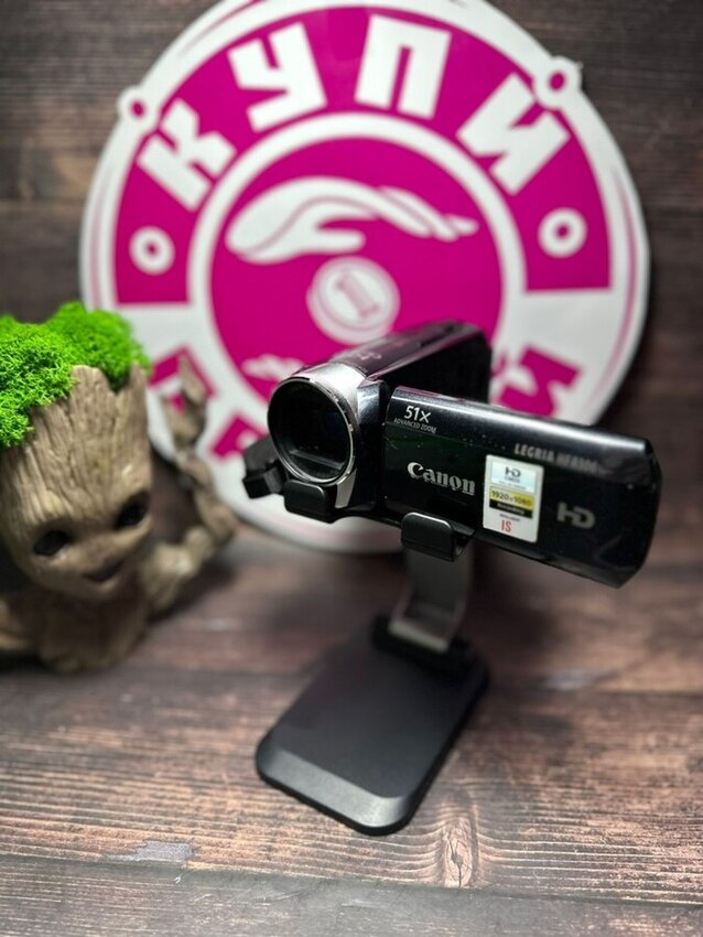 Видеокамера Canon Legria hf r306