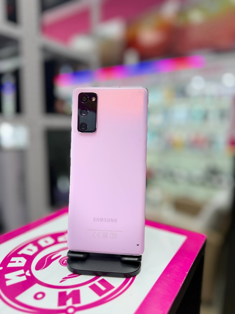 Смартфон Samsung S20 FE 6\128gb