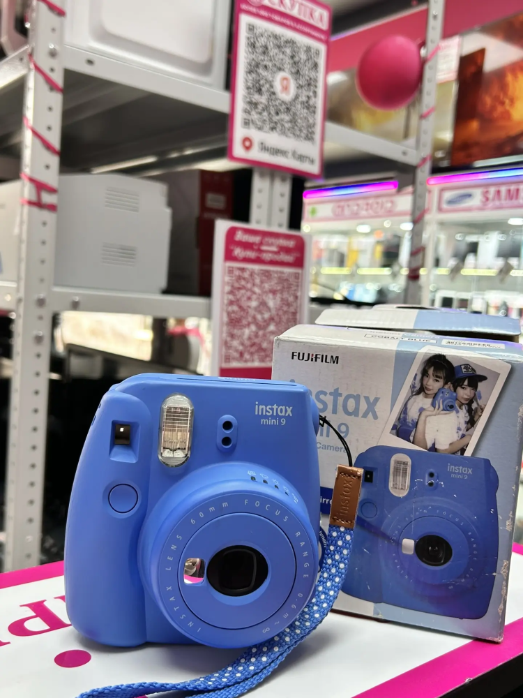 Фотоаппарат Fujifilm Instax mini 9